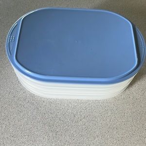 Tupperware 3 tier container with lid